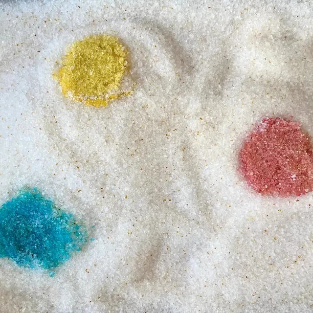 Les cristaux Pacha changent de couleur au contact de l'urine